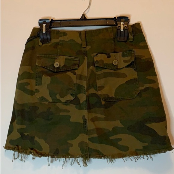 Blank NYC Camo Skirt size 6 NWT - Picture 7 of 8